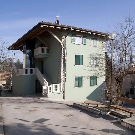 Agritur Scoiattolo Farm stay